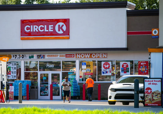 At Least 3 Dead In Early Morning Convenience Store Shooting - Yakima, Washington