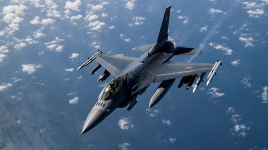 F-16 Fighter Jet(s) Intercept Unresponsive Cessna Plane Flying Over D.C. With Supersonic Boom