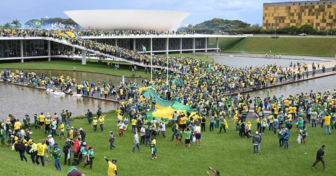 Jair Bolsonaro Supporters Storm Brazil's Presidential Residence & Supreme Court